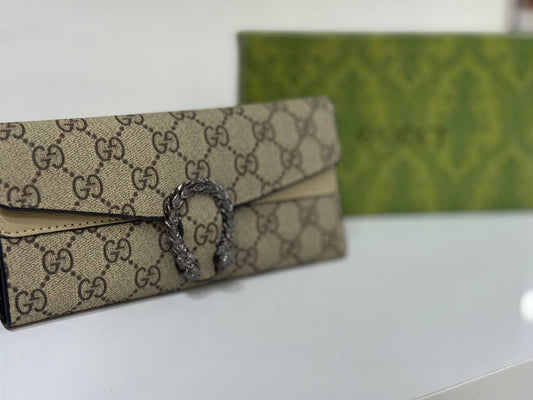 Gucci Dionysus GG Supreme wallet